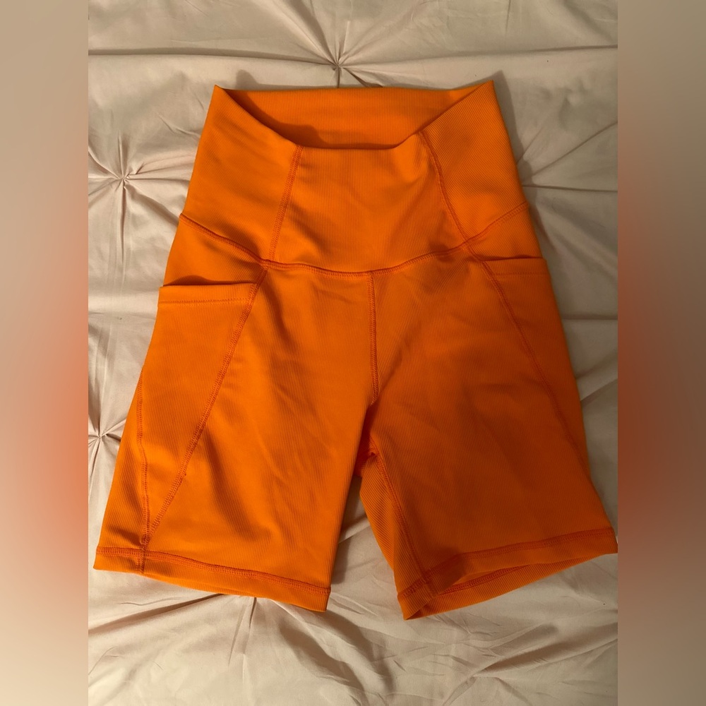 WILO biker shorts